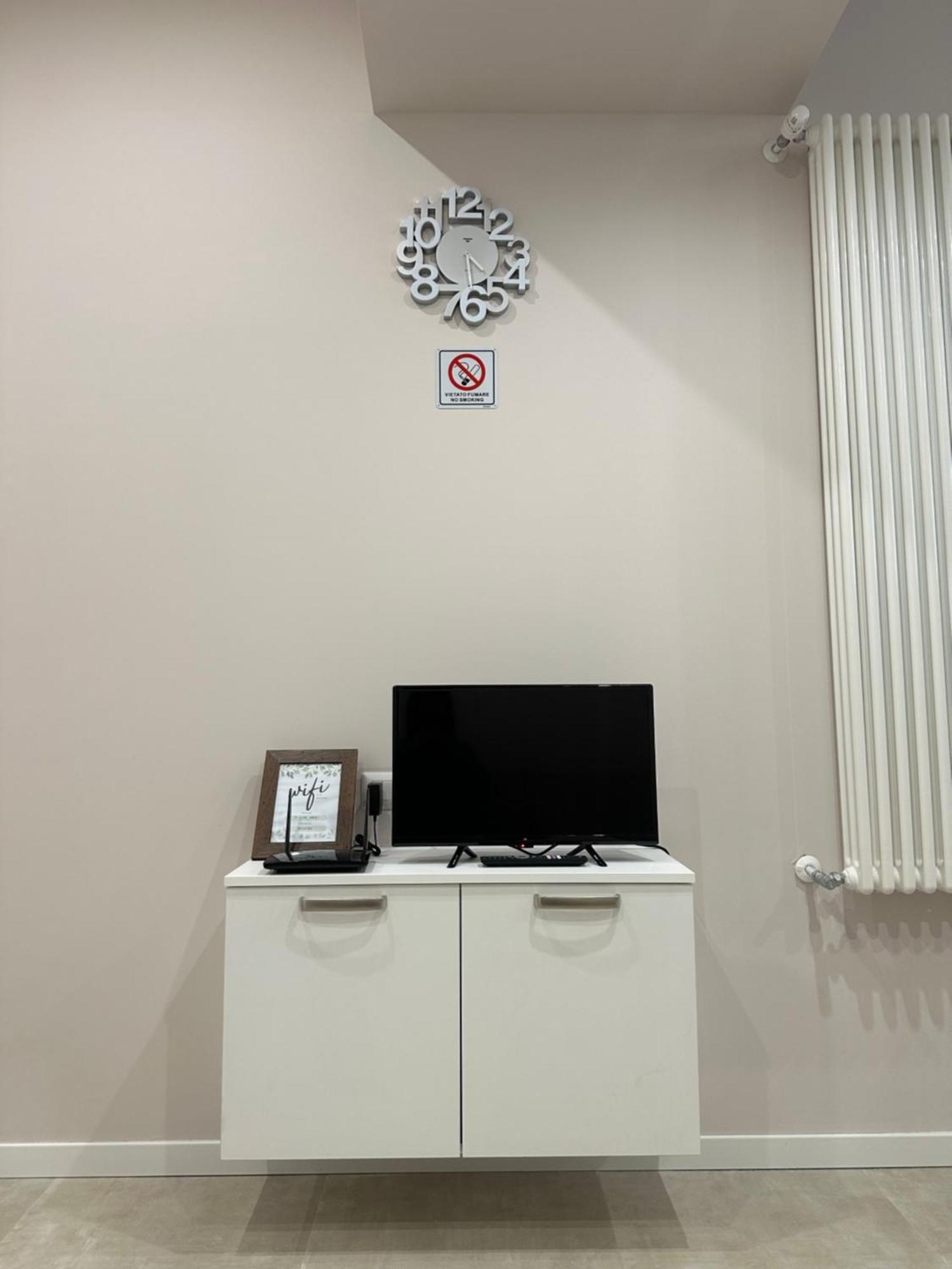 Apartmán Monolocale Piazza Gambara M1 Milán Exteriér fotografie