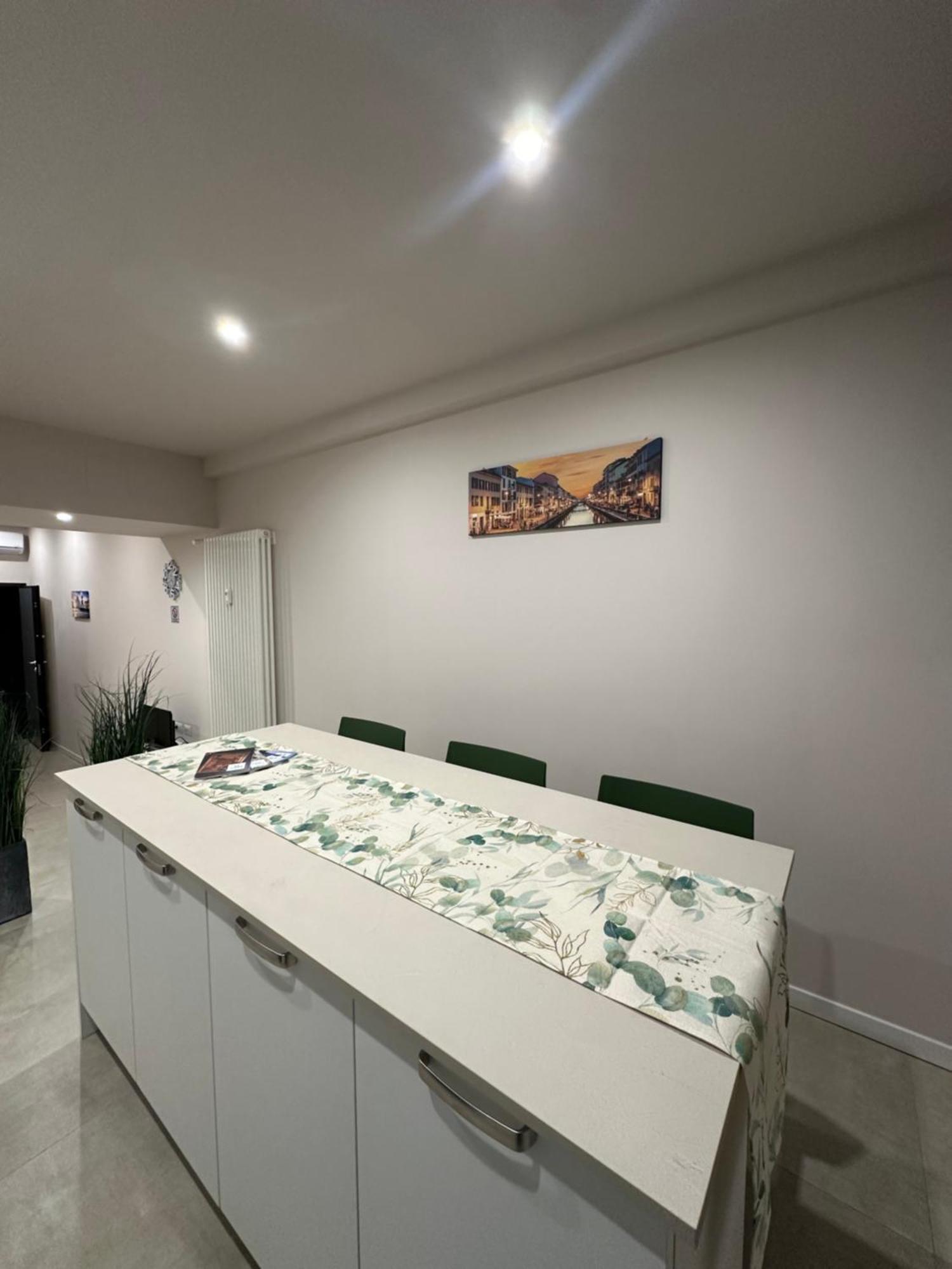 Apartmán Monolocale Piazza Gambara M1 Milán Exteriér fotografie